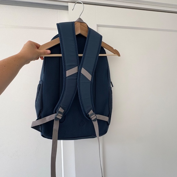 Dell EcoLoop Urban Backpack 14-16 Waterproof - Picture 5 of 11